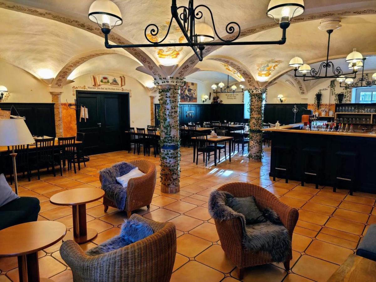 A8 Hotel Im Darchinger Hof Bed & Breakfast - Zwischen Holzkirchen Und Weyarn - Zwischen Muenchen Salzburg Und Innsbruck - Kurz Vor Dem Irschenberg Extérieur photo