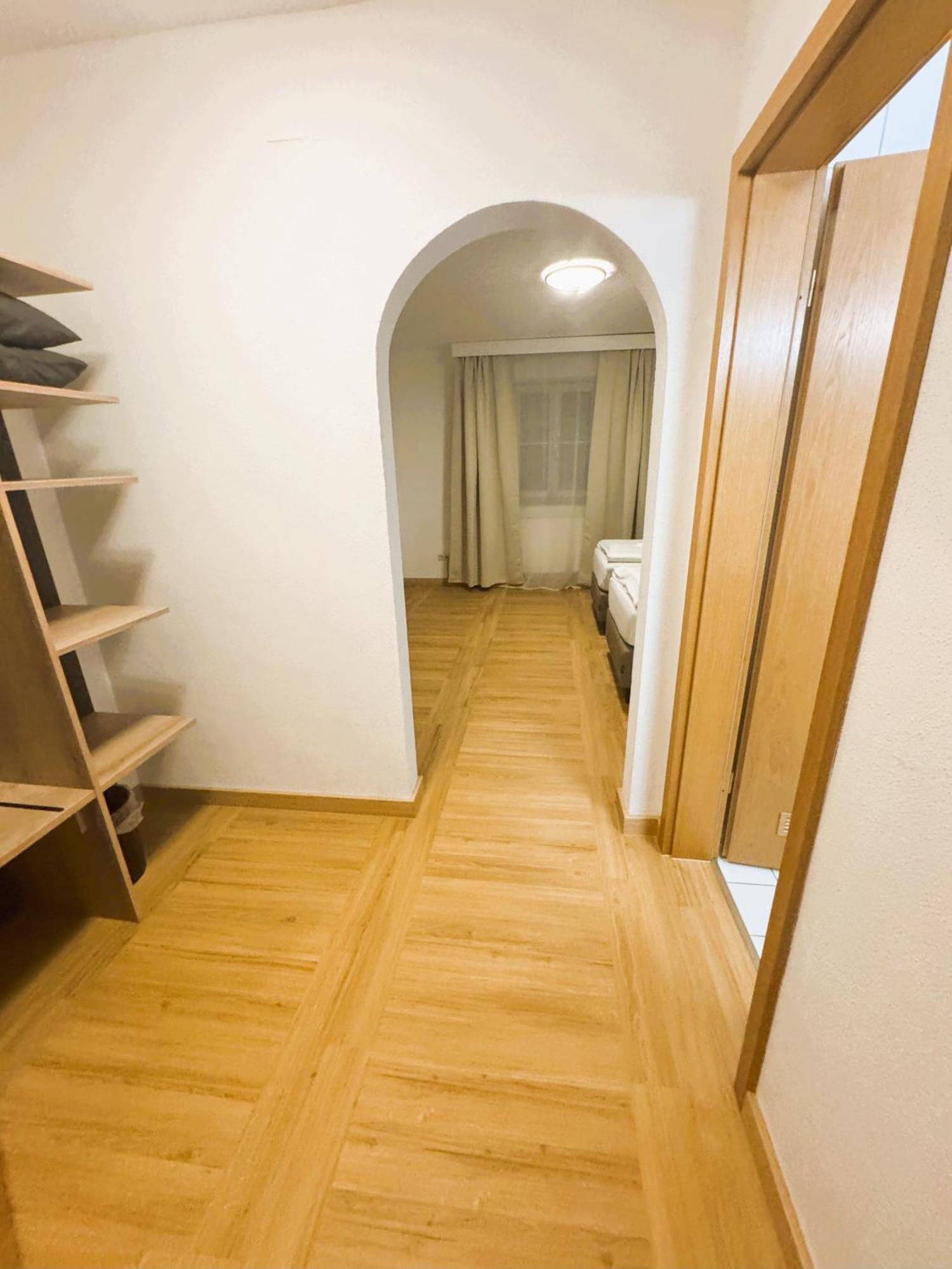A8 Hotel Im Darchinger Hof Bed & Breakfast - Zwischen Holzkirchen Und Weyarn - Zwischen Muenchen Salzburg Und Innsbruck - Kurz Vor Dem Irschenberg Extérieur photo