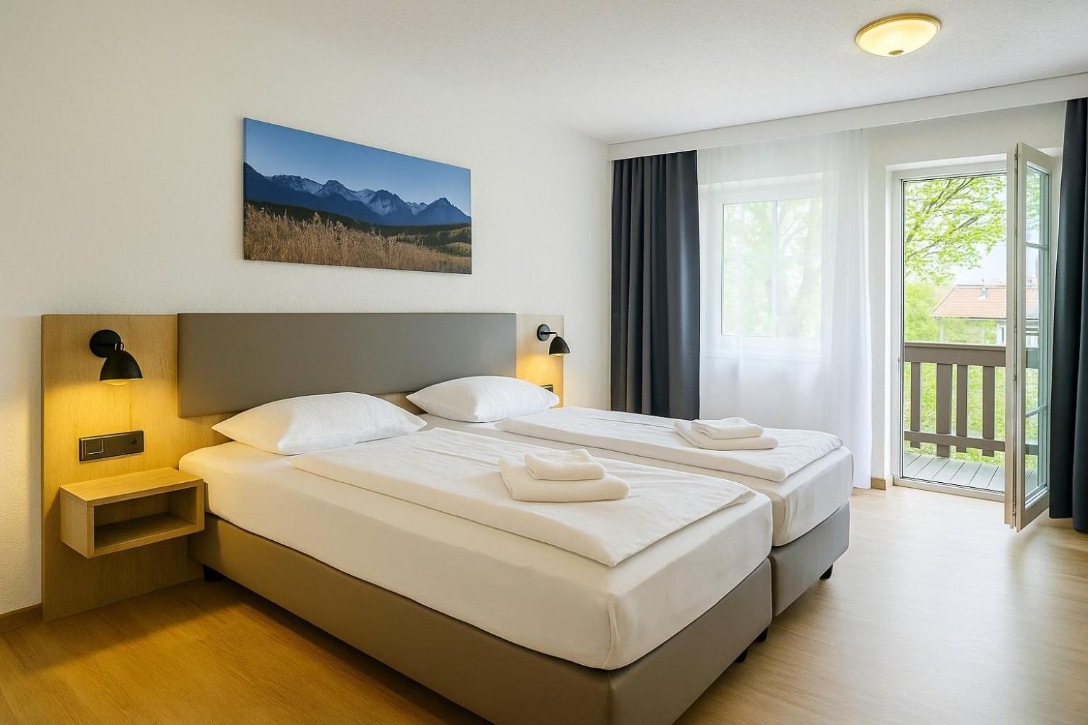 A8 Hotel Im Darchinger Hof Bed & Breakfast - Zwischen Holzkirchen Und Weyarn - Zwischen Muenchen Salzburg Und Innsbruck - Kurz Vor Dem Irschenberg Extérieur photo